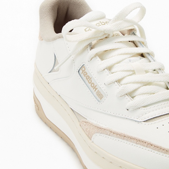 New w/ Tag Reebok Women's Beige Vital Neutral Club C Extra Sneakers - Size 8.5 - Picture 2 of 11